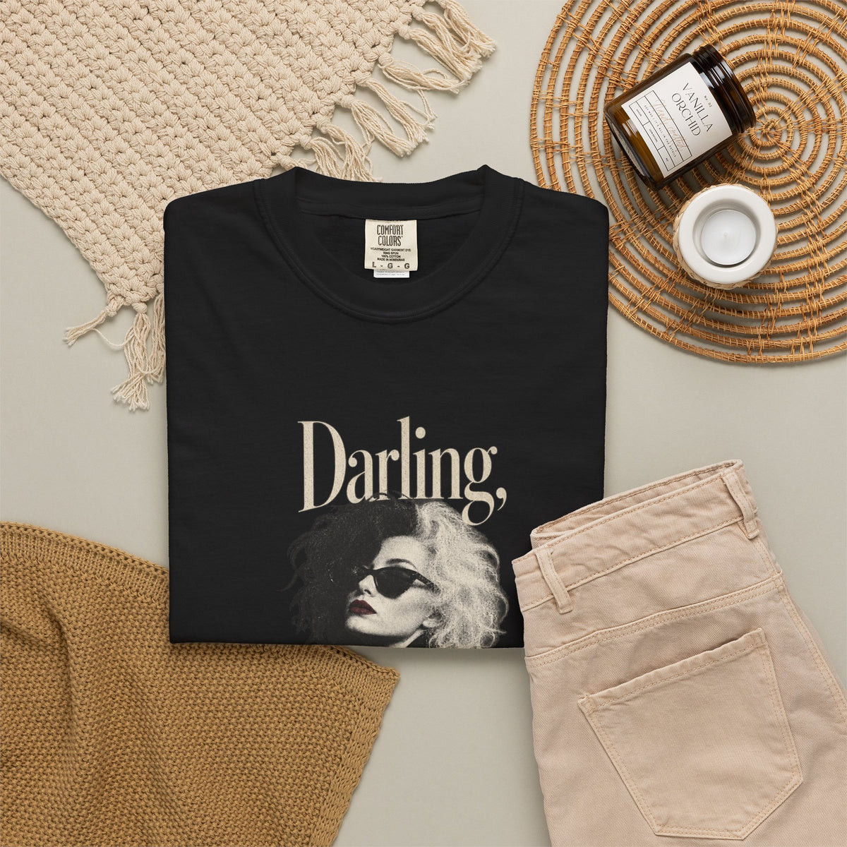Darling, Looking Good Tee