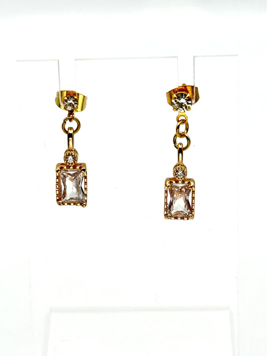 ✨ Diamond Glow Drop Earrings